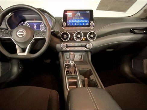 Used 2024 Nissan Sentra SV FWD image 15