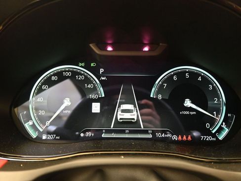 Used 2025 Genesis GV70 2.5T w/ Sport Prestige Package image 30