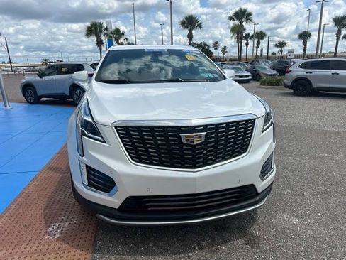 Used 2020 Cadillac XT5 Premium Luxury AWD/4WD image 4