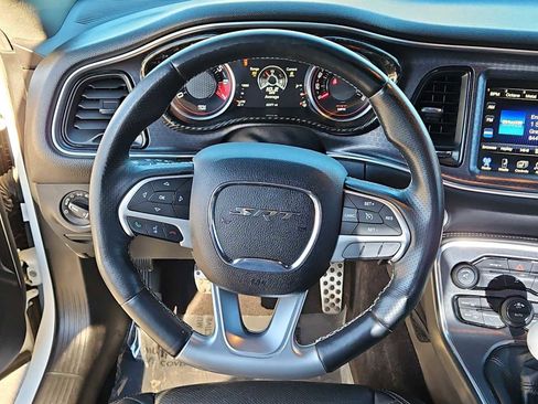 Used 2016 Dodge Challenger SRT w/ Technology Group image 20