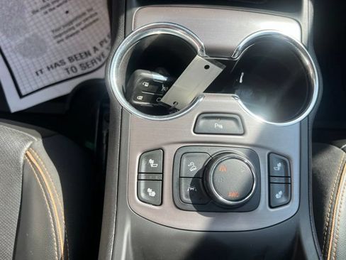 Used 2022 GMC Terrain AT4 w/ Infotainment Package II AWD/4WD image 29