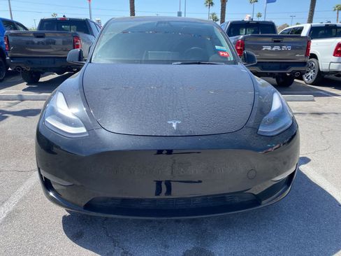 Used 2021 Tesla Model Y Performance AWD/4WD image 2