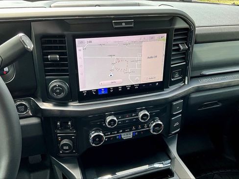 New 2026 Ford F250 Lariat w/ Black Appearance Package AWD/4WD image 7