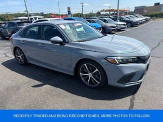 Used 2022 Honda Civic Touring video 1