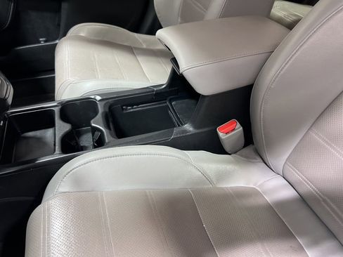 Used 2020 Honda CR-V EX-L image 34