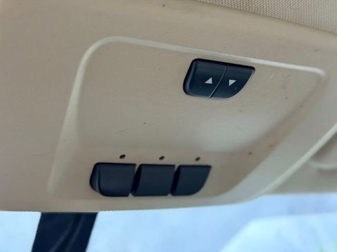 Used 2012 Chevrolet Impala LTZ FWD image 14