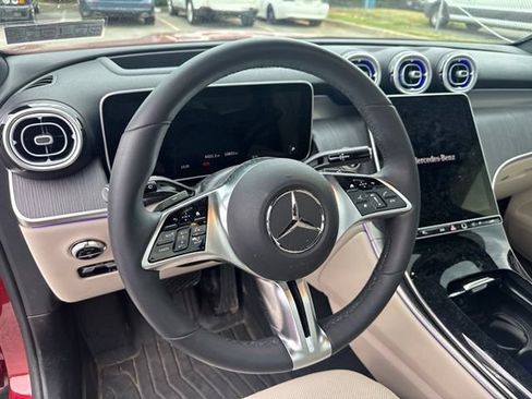 Used 2026 Mercedes-Benz GLC 300 4MATIC image 23