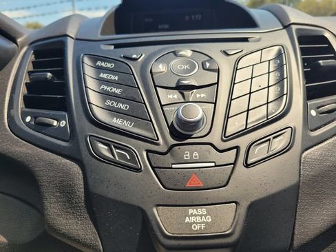 Used 2018 Ford Fiesta SE FWD image 23