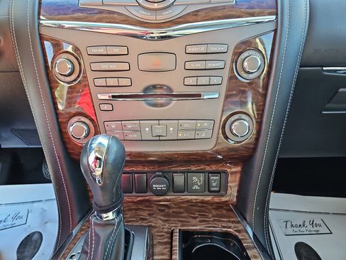 Used 2017 Nissan Armada SL image 26
