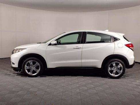 Used 2018 Honda HR-V LX image 4
