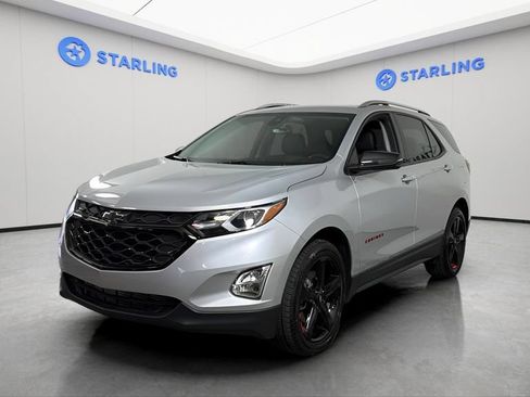 Used 2020 Chevrolet Equinox Premier w/ Premier Redline Edition FWD image 16