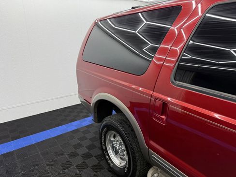 Used 2002 Ford Excursion Limited image 3