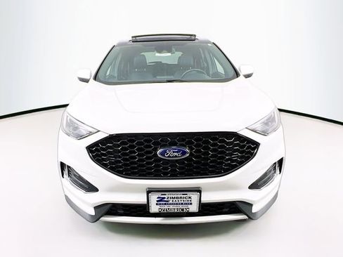 Used 2022 Ford Edge ST-Line w/ Class II Trailer Tow Package image 2