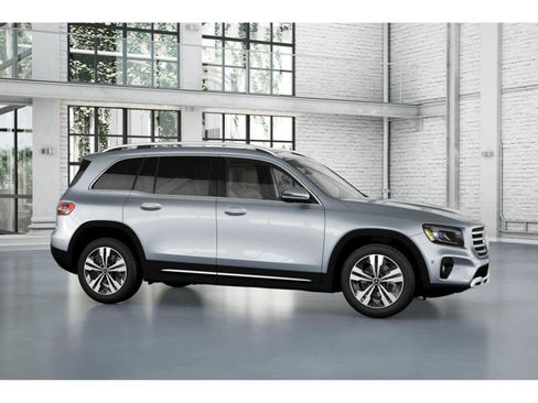 New 2026 Mercedes-Benz GLB 250 image 13