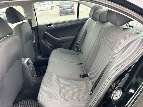 Used 2012 Volkswagen Jetta S image 13