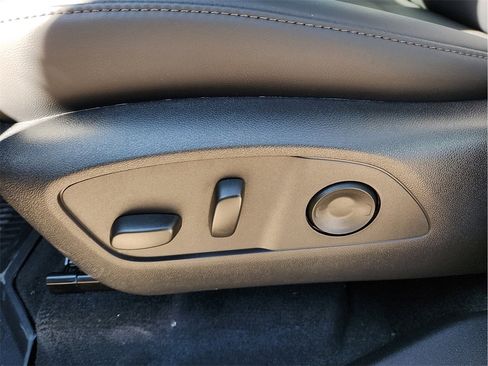 New 2026 GMC Acadia Elevation image 16