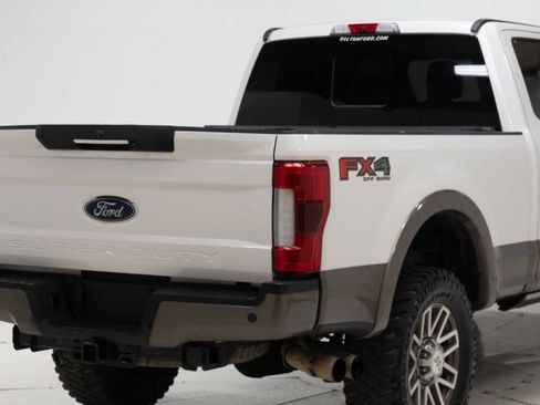 Used 2019 Ford F250 King Ranch w/ King Ranch Ultimate Package AWD/4WD image 13