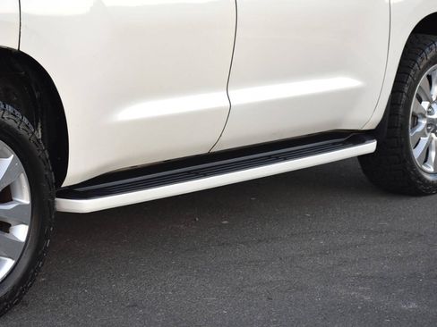 Used 2013 Toyota Sequoia Platinum AWD/4WD image 23