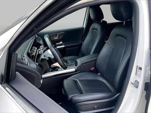 Used 2024 Mercedes-Benz GLA 250 image 8