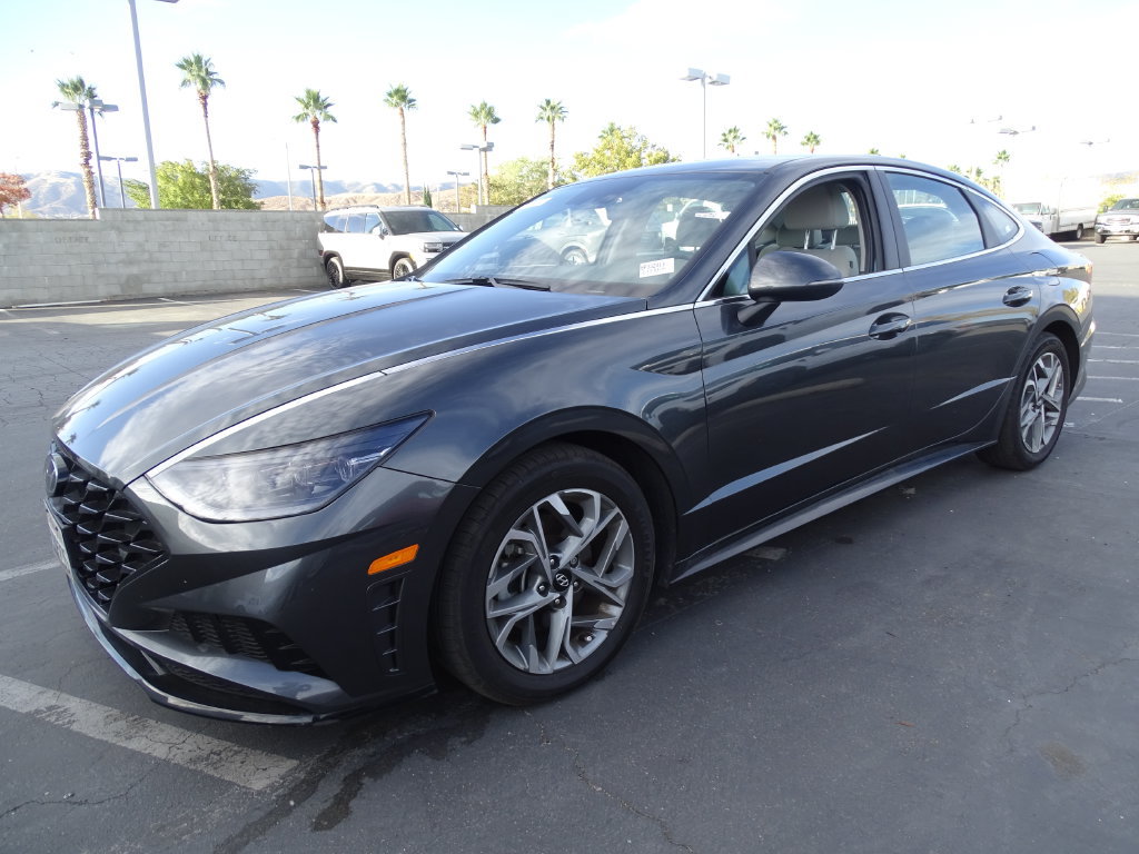 Used 2023 Hyundai Sonata SEL FWD image 1