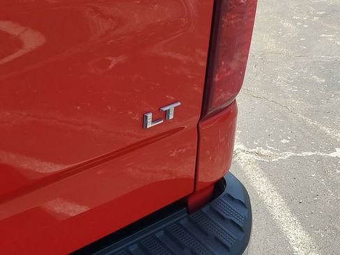 Used 2019 Chevrolet Silverado 1500 LT w/ All-Star Edition AWD/4WD image 8
