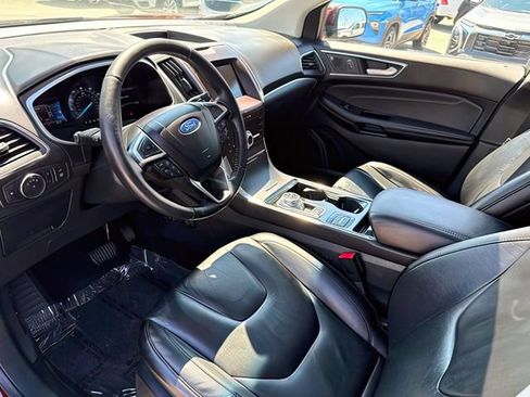 Used 2020 Ford Edge Titanium w/ Class II Trailer Tow Package AWD/4WD image 16
