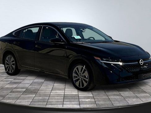 New 2026 Nissan Sentra SL image 2