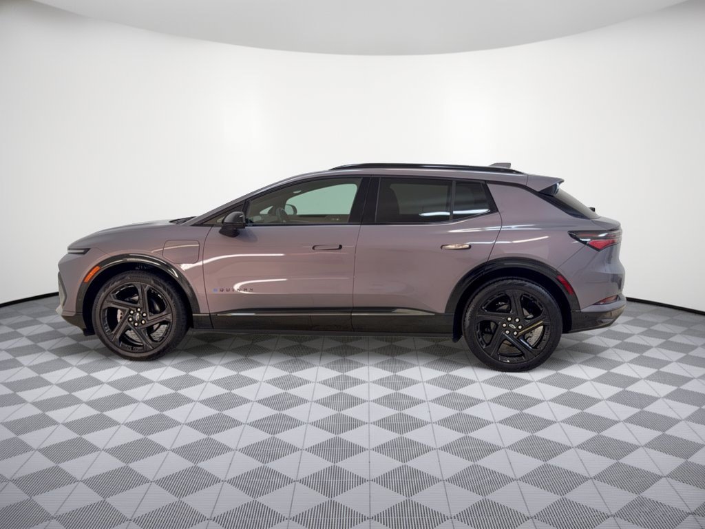 Used 2024 Chevrolet Equinox EV RS w/ Active Safety Package 3 FWD image 2