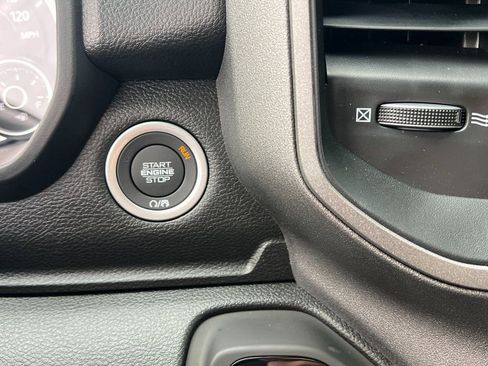 New 2026 RAM 1500 Express image 27