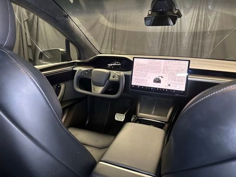 Used 2022 Tesla Model X Plaid AWD/4WD image 17