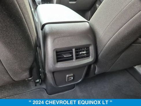 Used 2024 Chevrolet Equinox LT AWD/4WD image 28