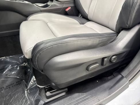 Certified 2023 Subaru Outback Limited image 12