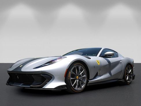 Certified 2023 Ferrari 812 Competizione RWD image 7