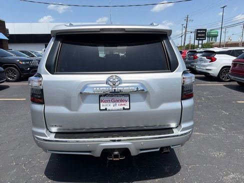 Used 2022 Toyota 4Runner Limited AWD/4WD image 5