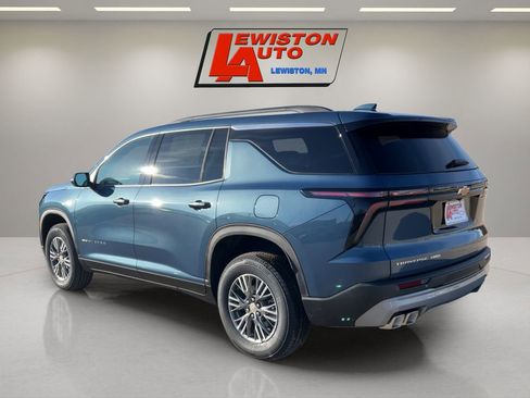 New 2026 Chevrolet Traverse LT image 3