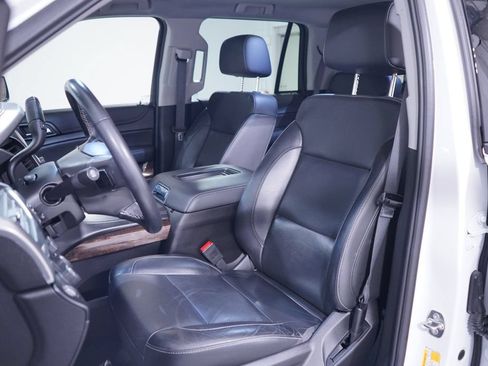 Used 2020 Chevrolet Tahoe LT w/ Max Trailering Package AWD/4WD image 7