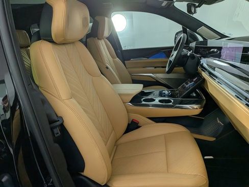 New 2025 Cadillac Escalade IQ Luxury 2 image 34