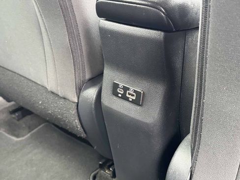Used 2025 Nissan Kicks SV w/ Illumination Package FWD image 16