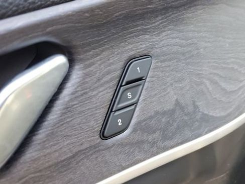 Certified 2025 Jeep Grand Cherokee Limited image 6