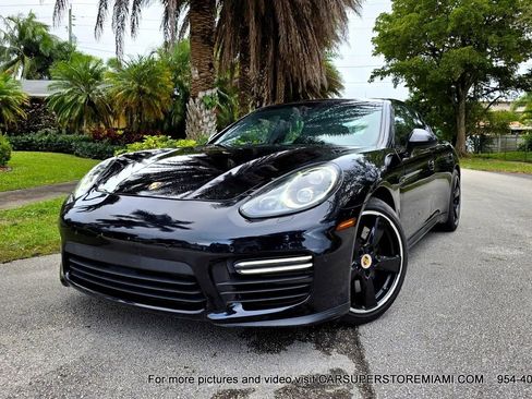 Used 2016 Porsche Panamera GTS image 12
