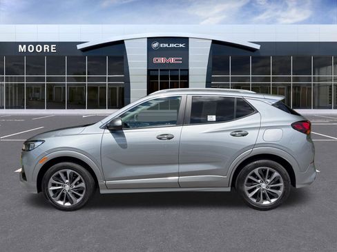 Used 2023 Buick Encore GX Select w/ Sport Touring Package FWD image 8