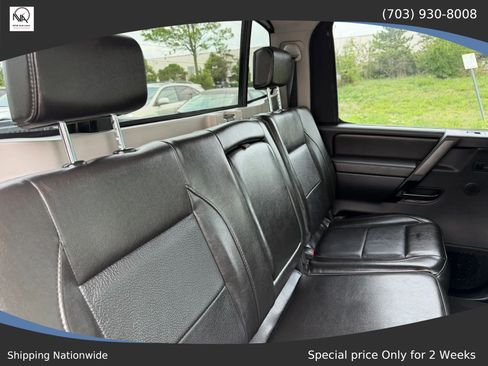 Used 2011 Nissan Titan SL w/ SL Technology Pkg AWD/4WD image 12