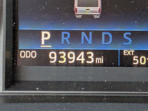 Used 2016 Toyota Tundra SR5 w/ SR5 Upgrade Package image 31