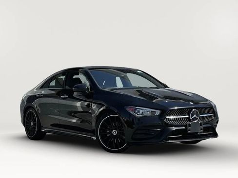 Used 2023 Mercedes-Benz CLA 250 image 3