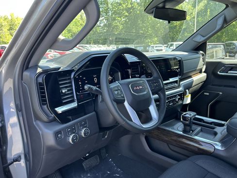New 2026 GMC Sierra 1500 Elevation w/ Preferred Package AWD/4WD image 18