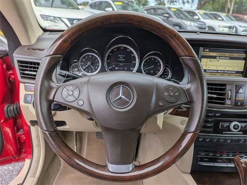 Used 2011 Mercedes-Benz E 550 Cabriolet image 15