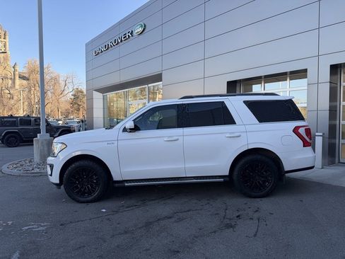 Used 2018 Ford Expedition XLT w/ Equipment Group 202A image 2