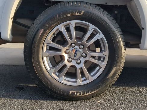 Used 2020 Ford F150 Lariat image 10