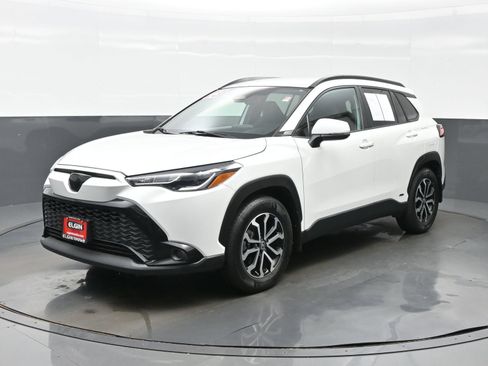 Used 2023 Toyota Corolla Cross AWD Hybrid image 2