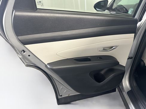 Used 2025 Hyundai Tucson SEL FWD image 27